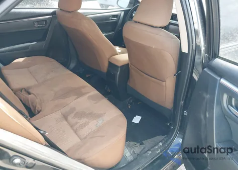 2015 Toyota Corolla Le Plus z USA, uszkodzony, nr VIN 5YFBURHE6FP341919